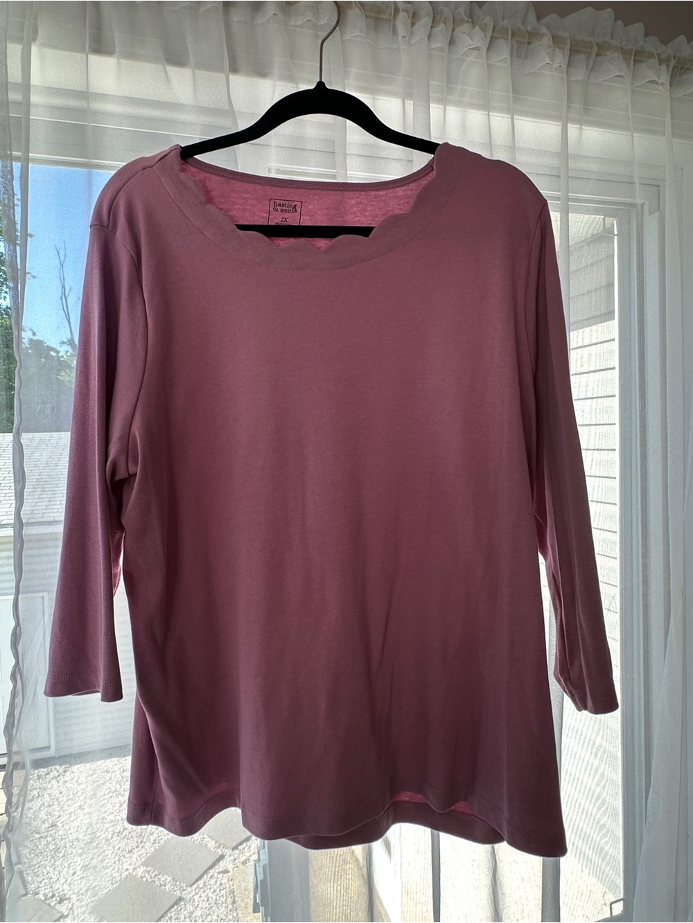 Scallop Neck 3/4 Sleeve Women’s Top - Dark Lilac